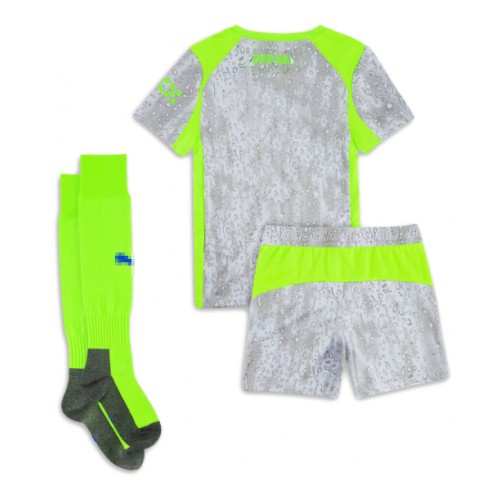 Manchester City Tredjeställ Barn 2025-26 Kortärmad (+ Korta byxor) Manchester City Tredjeställ Barn 2025-26 Kortärmad (+ Korta byxor)